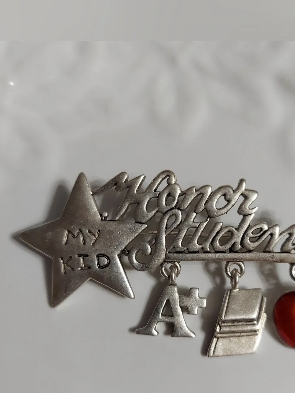 Vintage Danecraft Frosty Silver Tone/*My Kid Honor Student' Enamel Charm Brooch